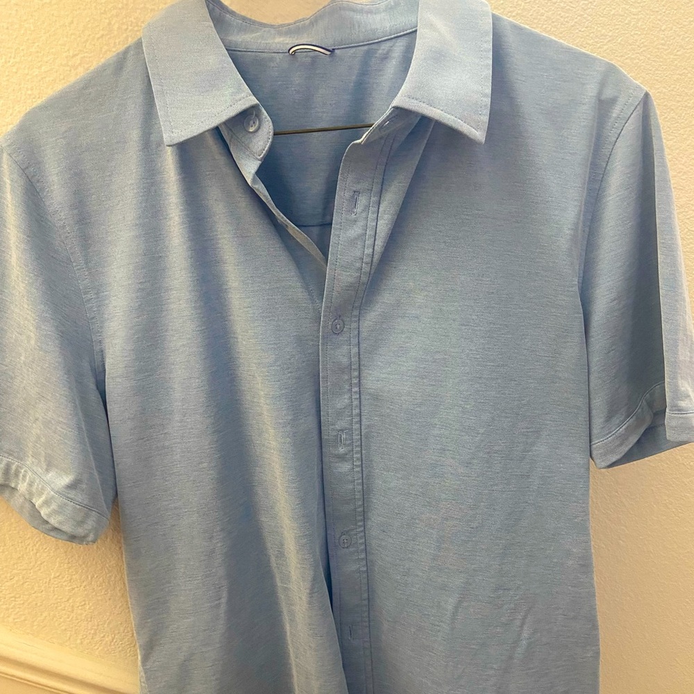 Mens kit and ace button down